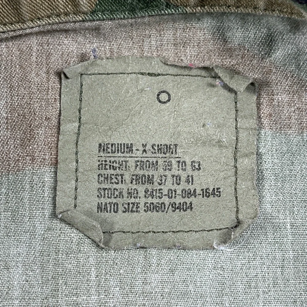 Vintage US Air Force Combat Command Coat Mens Medium X Short Green Camouflage
